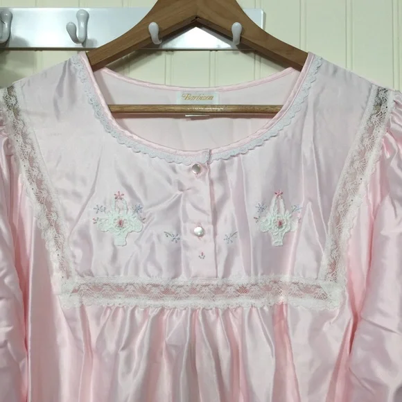 Vintage Barbizon cuddleskins Cottagecore powder pink silky satin nightgown 2X - Picture 5 of 9